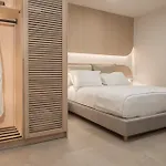 Piccadill Luxury מת'וני
