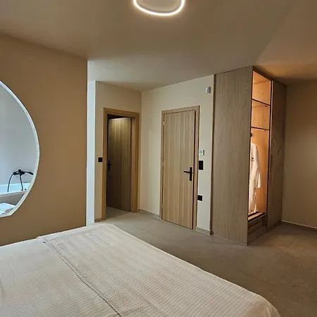 Piccadill Luxury Villa *