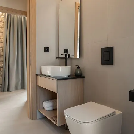 Piccadill Luxury * Methoni (Messenia)