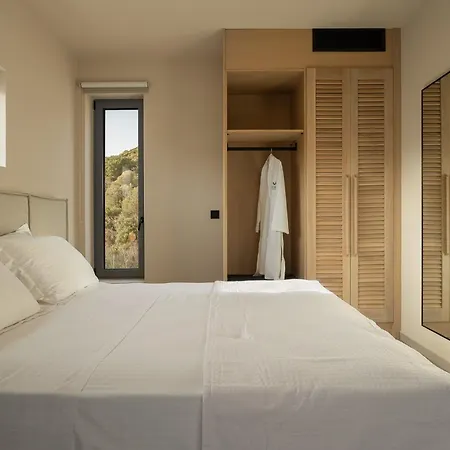 Piccadill Luxury * Methoni (Messenia)