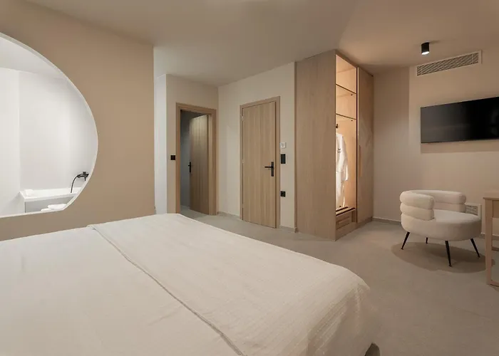 Piccadill Luxury * Methoni (Messenia)